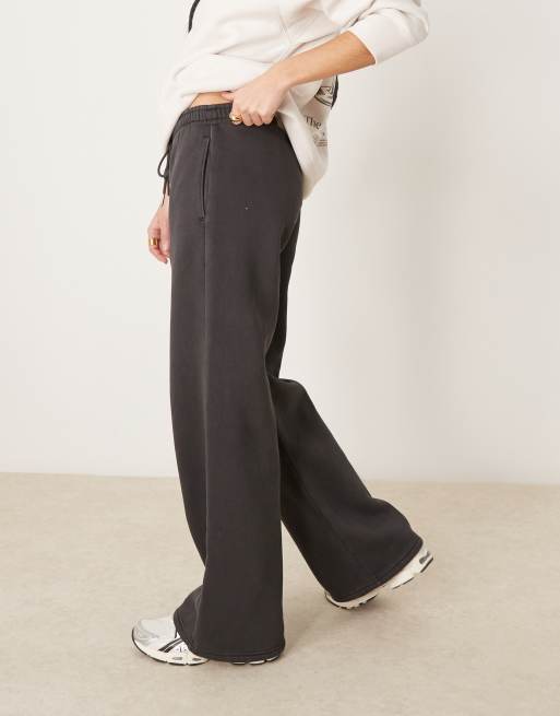 Joggers gris carbón básicos de pernera ancha y talle medio de Abercrombie & Fitch, 2 de 5