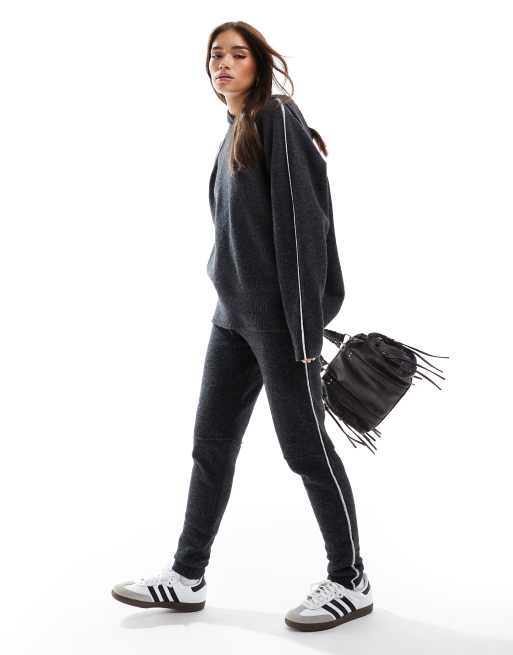Joggers gris carbón de punto de ASOS DESIGN (parte de un conjunto)