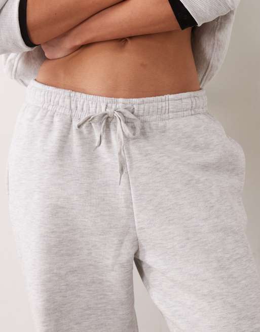 Joggers gris claro melange de pernera recta suelta de Gina Tricot (parte de un conjunto), 3 de 5