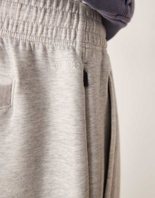 Joggers gris jaspeado con bajos amplios YPB de Abercrombie & Fitch, 3 de 5