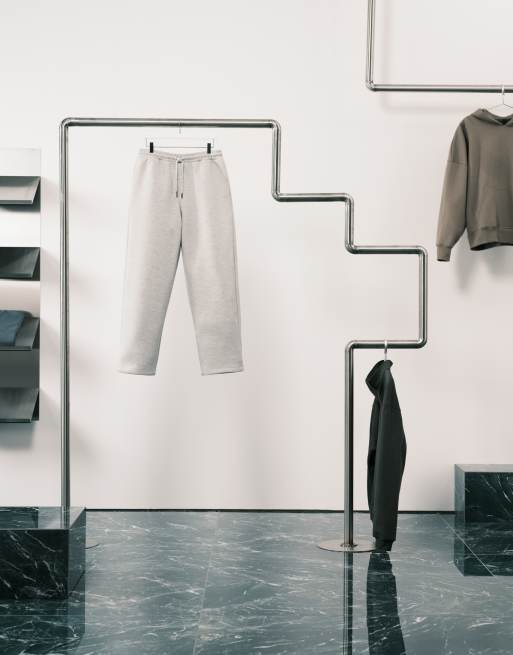 Joggers gris jaspeado de pernera ancha de tejido grueso efecto neopreno de ASOS DESIGN, 2 de 5