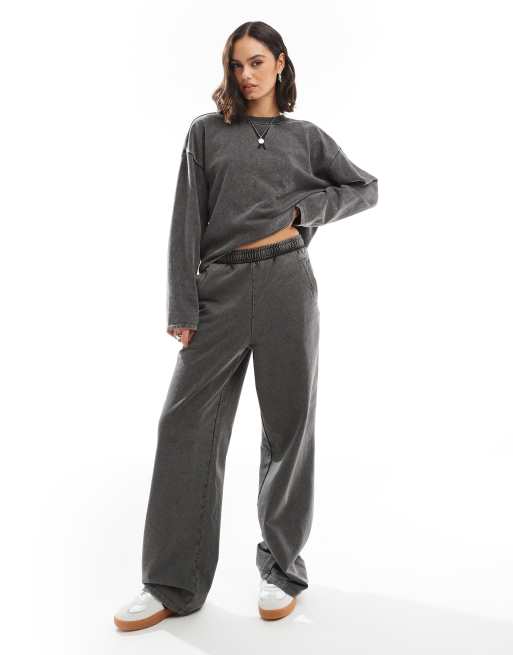 Joggers gris lavado de pernera ancha de ONLY (parte de un conjunto)