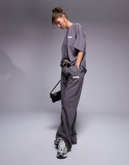 Joggers gris oscuro y amarillos de pernera ancha Studio de Kaiia (parte de un conjunto), 4 de 5