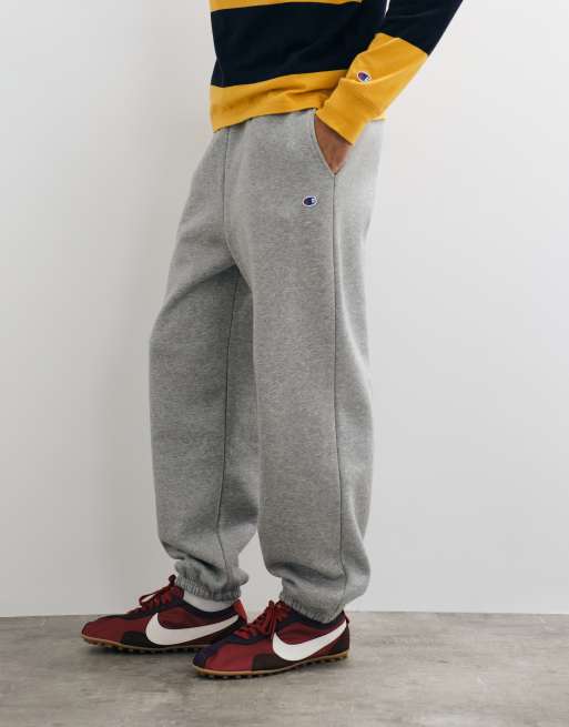 Joggers grises con bajos ajustados de Champion, 2 de 5