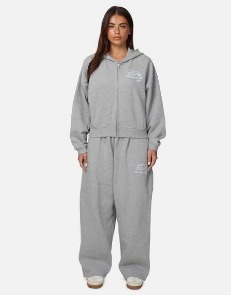 Joggers grises holgados con estampado de camuflaje y logo bordado de Good For Nothing - view 1