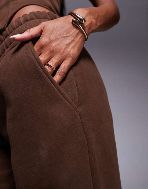 Joggers marrón chocolate de pernera ancha con forro de felpa Everyday exclusivos de Wanderdoll (parte de un conjunto) , 4 de 5