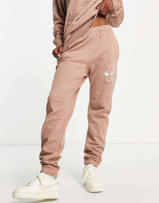 Joggers marrón lavado extragrandes con logo de felpa Unisex Vintage de Nike, 4 de 4