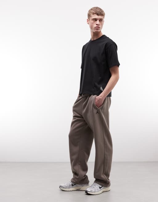 Joggers marrón oscuro con bajos abiertos Brooklyn de Jordan, 3 de 5