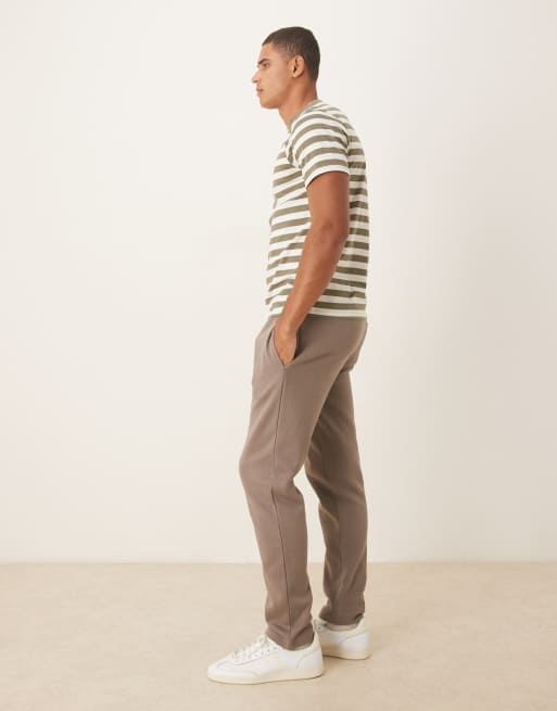 Joggers marrón topo de pernera recta con bajo amplio de Brave Soul, 3 de 5