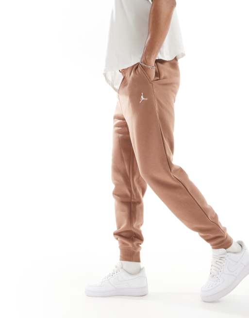 Joggers marrones de felpa Brooklyn de Jordan, 2 de 5