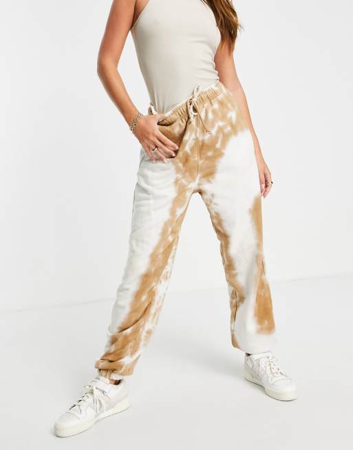 Joggers marrones y color crudo con efecto tie dye de Topshop (parte de un conjunto)