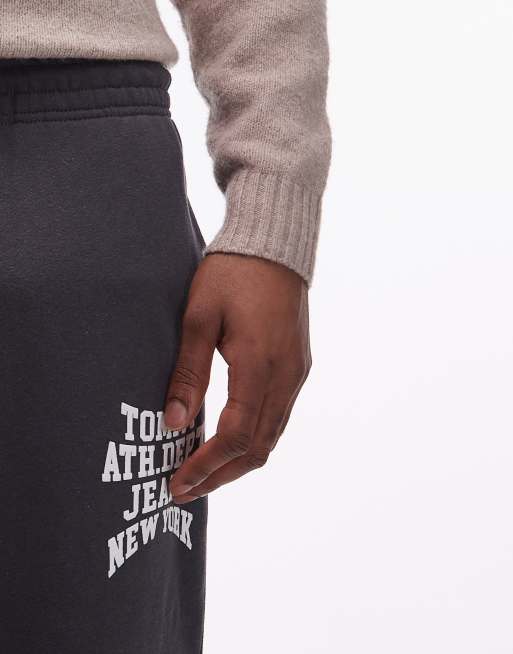 Joggers negro lavado con texto "Athletic Dept" de Tommy Jeans, 4 de 5