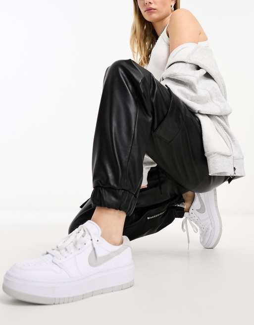 Joggers negros con bolsillos utilitarios de cuero de Muubaa ASOS