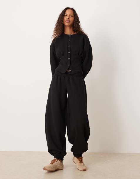 Joggers negros de corte barrel suelto y talle bajo de ASOS DESIGN (parte de un conjunto) - view 1