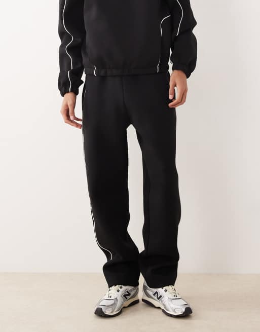Joggers negros de pernera recta con ribetes laterales de tejido grueso efecto neopreno de ASOS DESIGN, 2 de 5