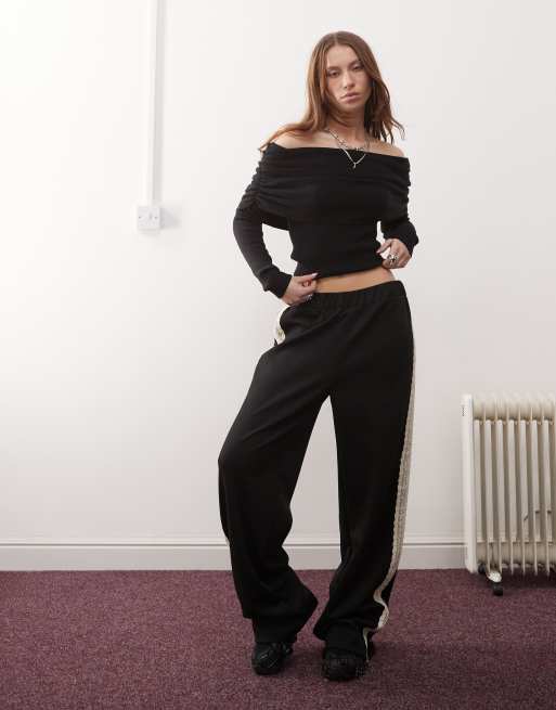 Joggers negros de tejido efecto neopreno con ribete de encaje de Reclaimed Vintage