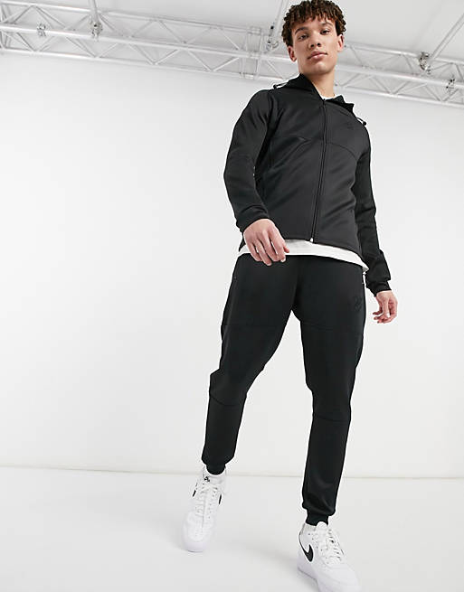 Joggers negros de tejido estilo neopreno Iconic de Burton Menswear