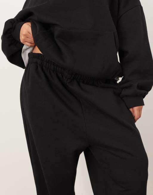 Joggers negros extragrandes con bajos ajustados de tejido grueso premium de ARRANGE Curve, 3 de 5