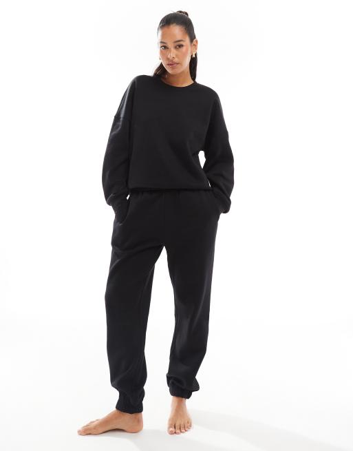 Joggers negros extragrandes con bajos ajustados de Vero Moda (parte de un conjunto), 2 de 5