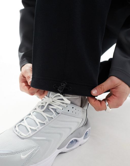 Pantalones Nike Sportswear Tech Fleece Joggers negros