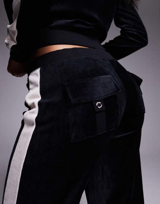 Joggers negros y blancos de pernera recta con logo y raya de Juicy Couture (parte de un conjunto), 2 de 5