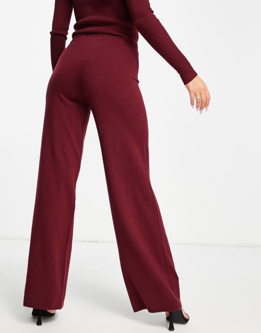 Joggers rojo vino de pernera ancha y cintura elástica de Aria Cove, 2 de 4