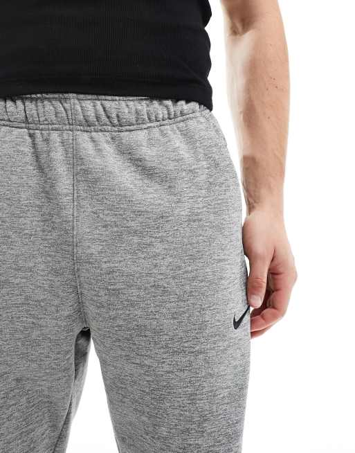 Joggers tapered en gris Dri-Fit de Nike Training, 4 de 5