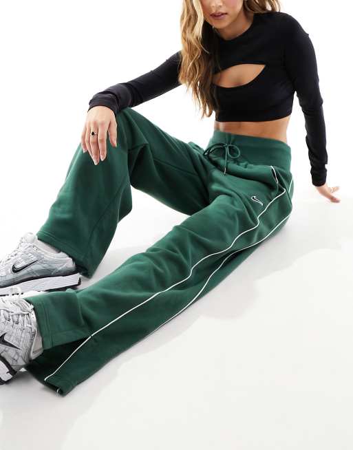 Joggers verde oscuro extragrandes de pernera ancha de felpa de Nike Streetwear, 4 de 4