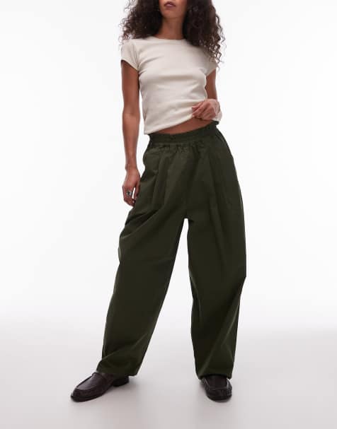 Joggers verdes de corte bombacho con cinturilla elástica y pinzas de Topshop - view 1