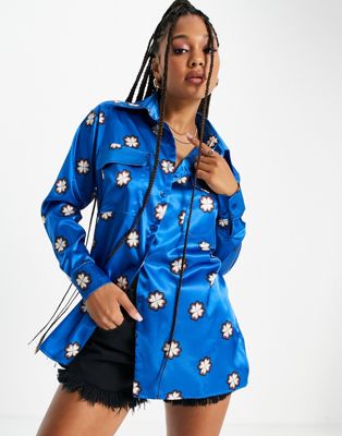 John Zack – Exklusive Oversize-Bluse im Pyjama-Style mit geometrischem Muster in Kobaltblau