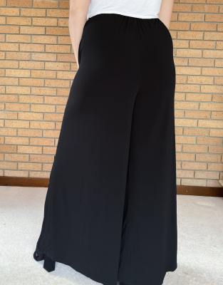 extreme wide leg trousers