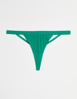 string vert femme