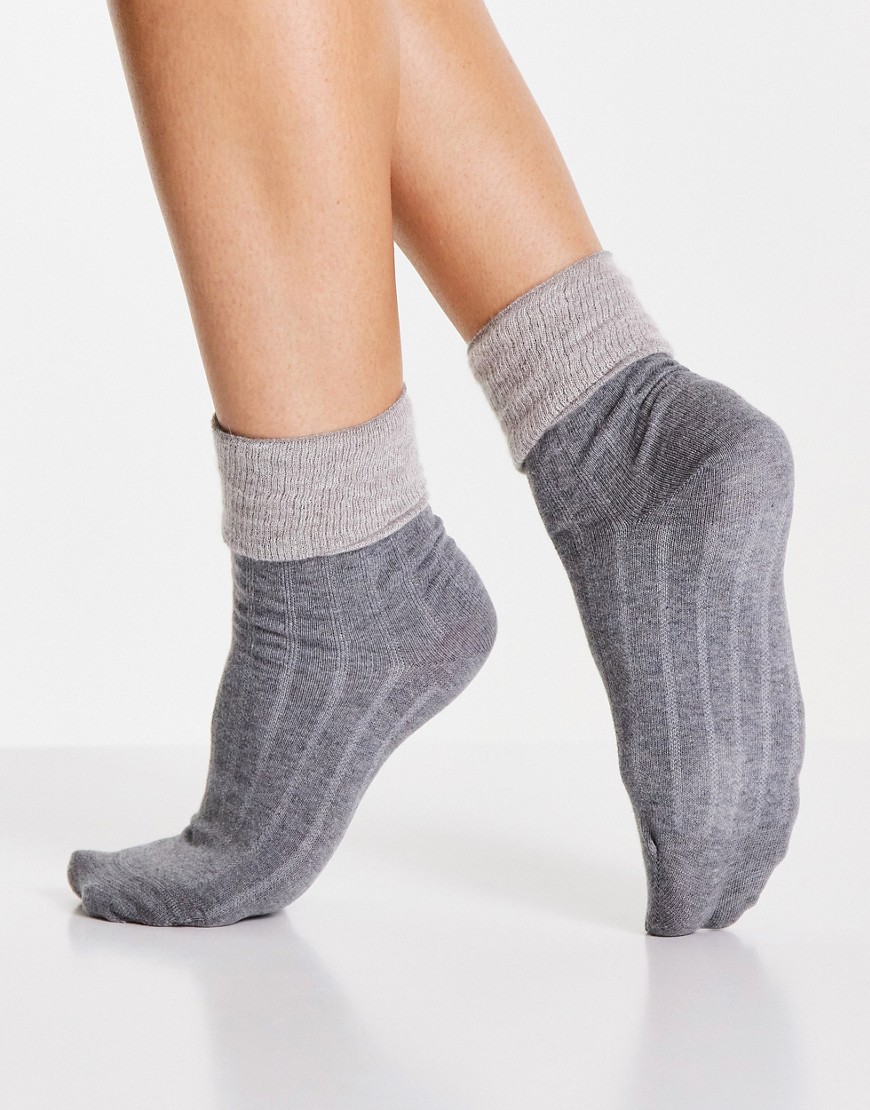 Jonathan Aston cozy cotton contrast turn over socks in gray-Grey
