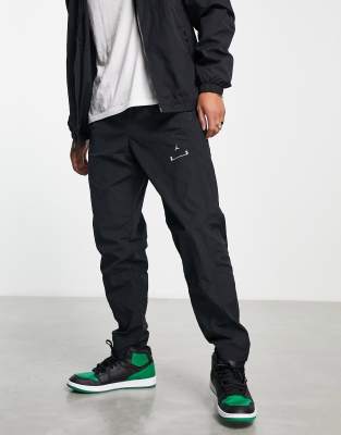 Jordan 23 Engineered woven pant in black