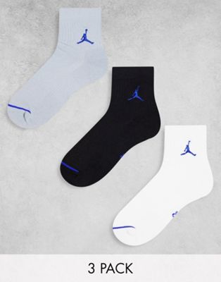 Jordan 3 pack socks in black/white/grey with navy logo - ASOS Price Checker