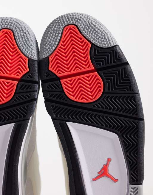 Jordan – 4 RM – Sneaker in Weiß und Grau, 5 von 5