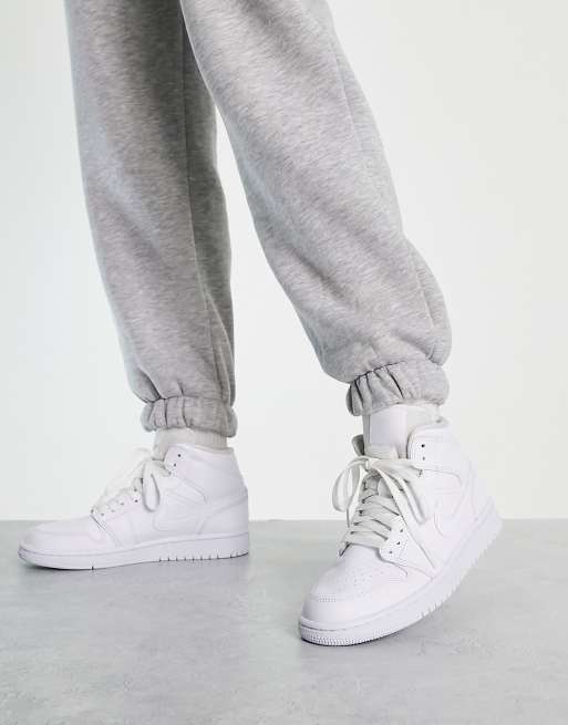 Jordan – Air Jordan 1 Mid – Sneaker in Triple-Weiß