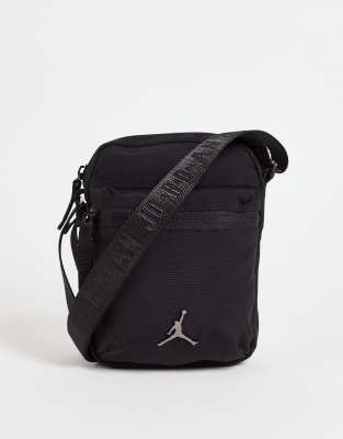 Jordan Jordan Airborne crossbody bag in black