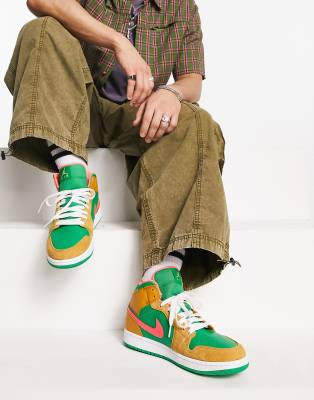 Jordan AJ 1 Mid SE Sneakers alte marroni e verdi con dettaglio
