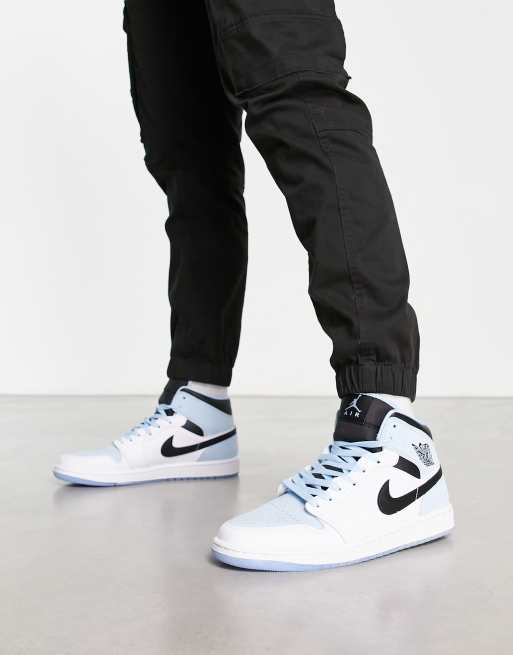 Jordan AJ 1 Mid - sneakers in blauw en wit