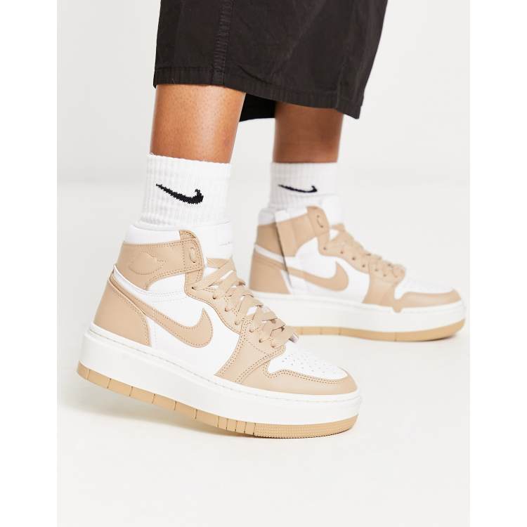 Jordan AJ1 Elevate Baskets mi hautes Blanc et taupe ASOS