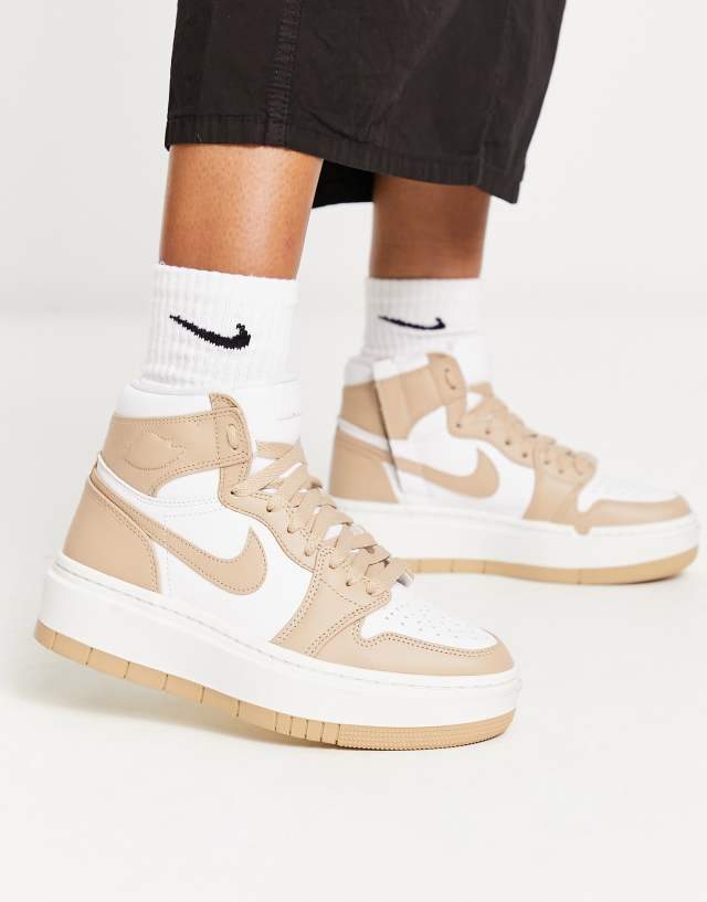 Jordan - aj1 elevate mid trainers in white and stone