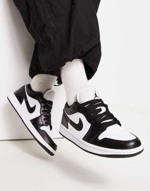 Black and white jordan 1 low on sale