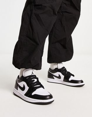 Jordan AJ1 Low trainers in white and black - ASOS Price Checker