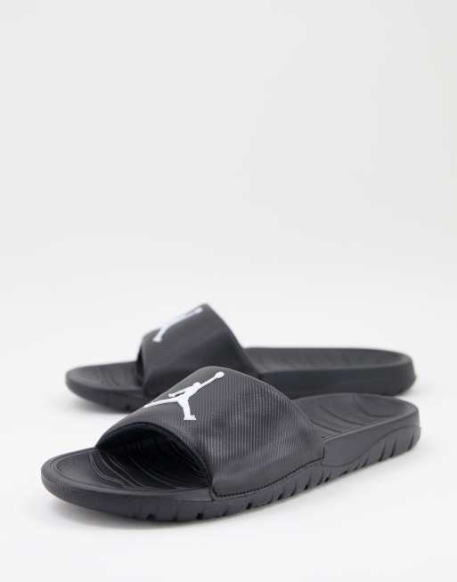 Black jordan online sandals