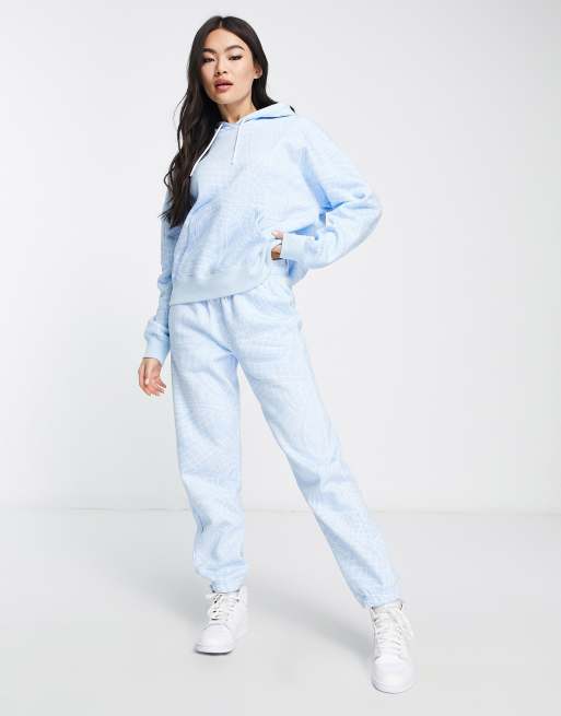 Blue nike tracksuit store womens