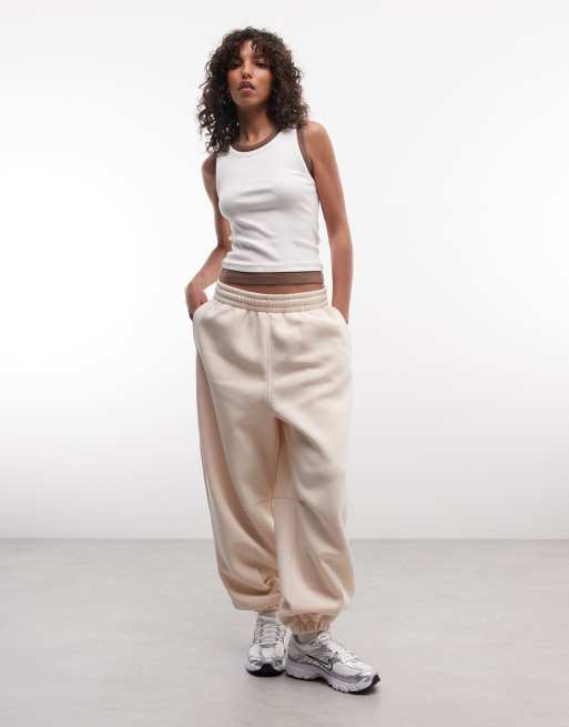 Jordan Brooklyn joggers con bajos vueltos en crema, 3 de 5