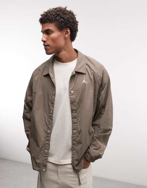 Jordan Brooklyn lightweight shell jacket in brown, 3 of 5
