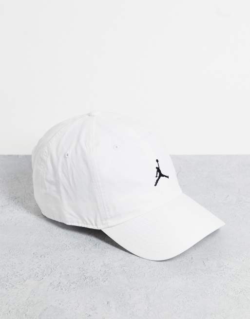 Jordan Cappello con visiera in bianco con logo Jumpman