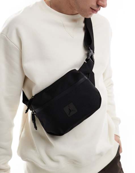 Jordan - Crossbody tas in zwart - view 1